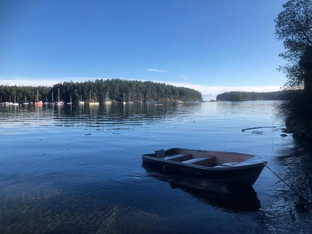 Gabriola Island B&B By The Sea